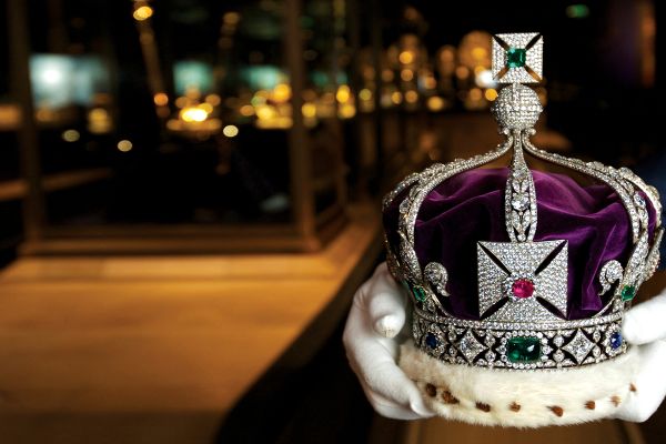 Ver la joyas de la corona a la Torre de Londres