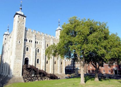 Visita las Joyas de la Corona de la Monarquía Británica