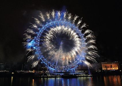 Crucero de Año Nuevo en Londres con cena de gala a bordo