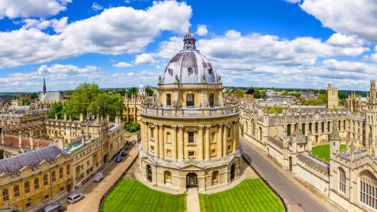 Tour a pie de Oxford con guía en Español