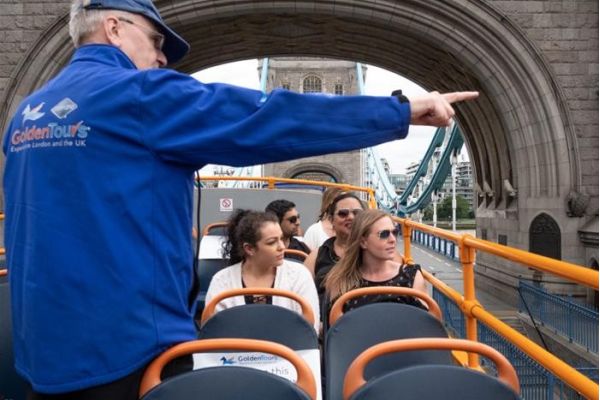 Hop-on Hop-off London Bus Tour al Tower Bridge